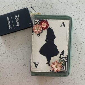 Loungefly Wallet Alice in Wonderland